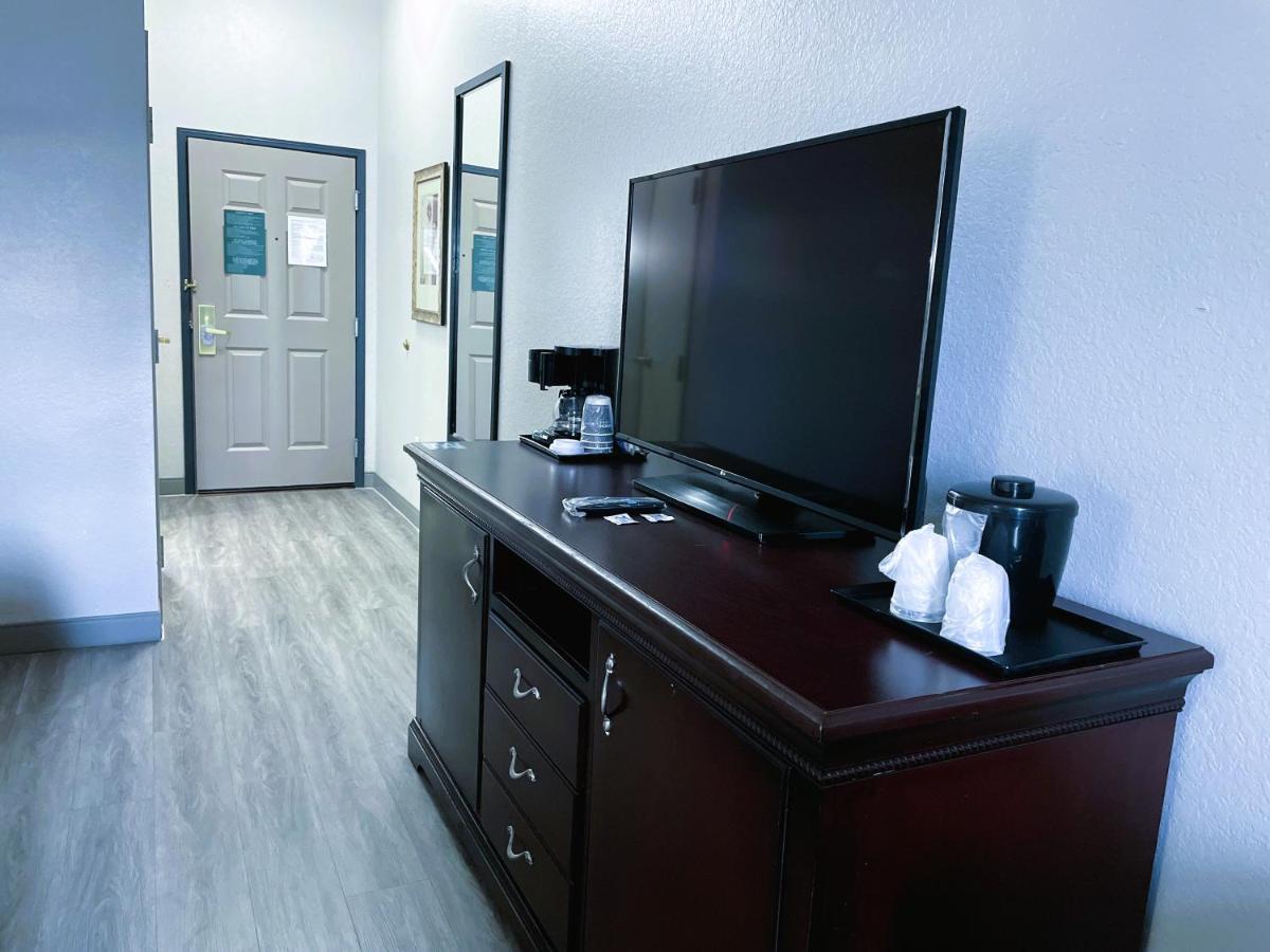 Country Inn & Suites By Radisson, Albany, Ga Εξωτερικό φωτογραφία