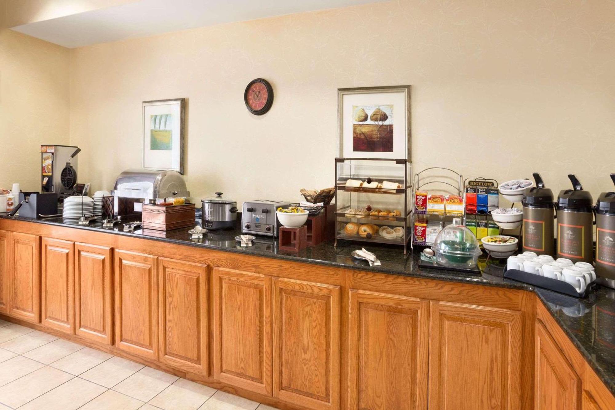 Country Inn & Suites By Radisson, Albany, Ga Εξωτερικό φωτογραφία